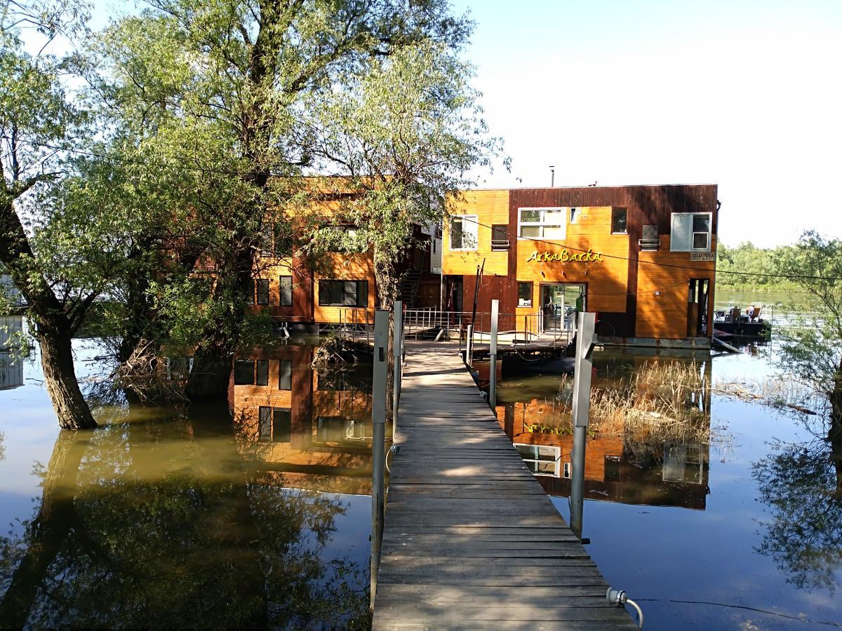 Arkabarka 2- Floating Dream Rooms And Apartments Belgrado Exterior foto